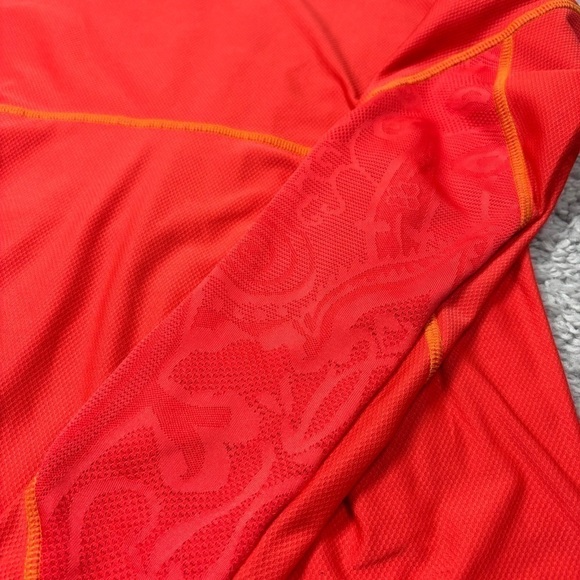 Athleta Shirt Womens Small Long Sleeve Crewneck Compression Activewear Fitness - Picture 2 of 5